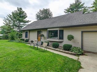 5619 Labuwi Ln, Waunakee, WI 53597