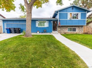 8136 Explorador Calle, Denver, CO 80229