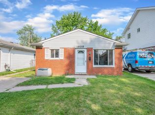 19255 Roger St, Melvindale, MI 48122