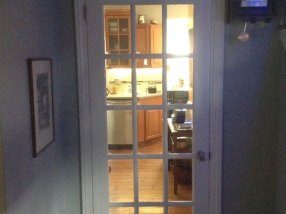 New door going into kitchen 