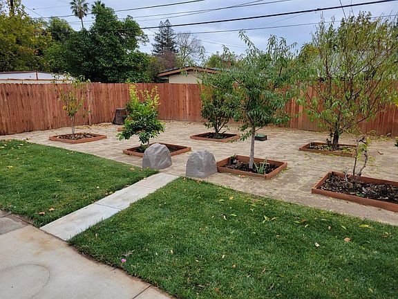 2nd image of 3448 Wemberley Dr