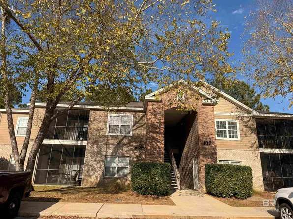 450 Park Ave APT 103, Foley, AL 36535