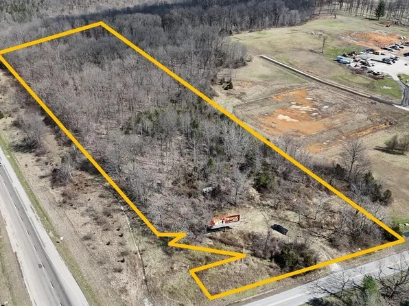 101 E Smithville Rd, Bloomington, IN 47401