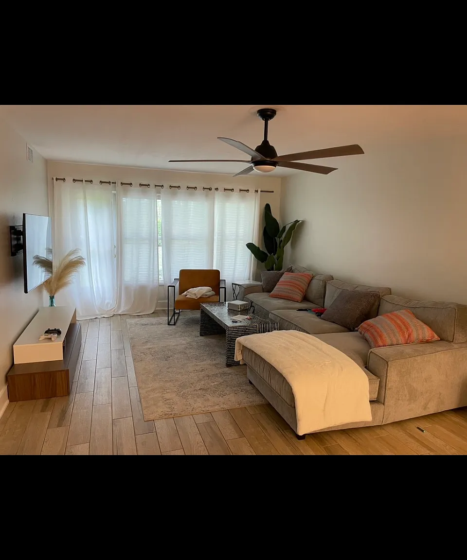 2 bed, 1246 sqft, $2,100 — Photo 4