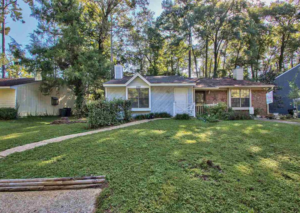 1st image of 328 Whetherbine Way E
