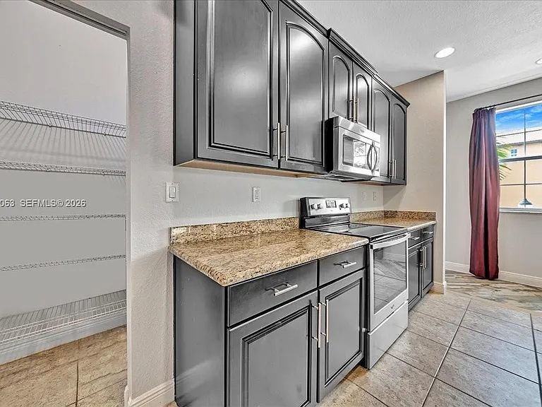 995 SW 147th Ave #2514 — Photo 15