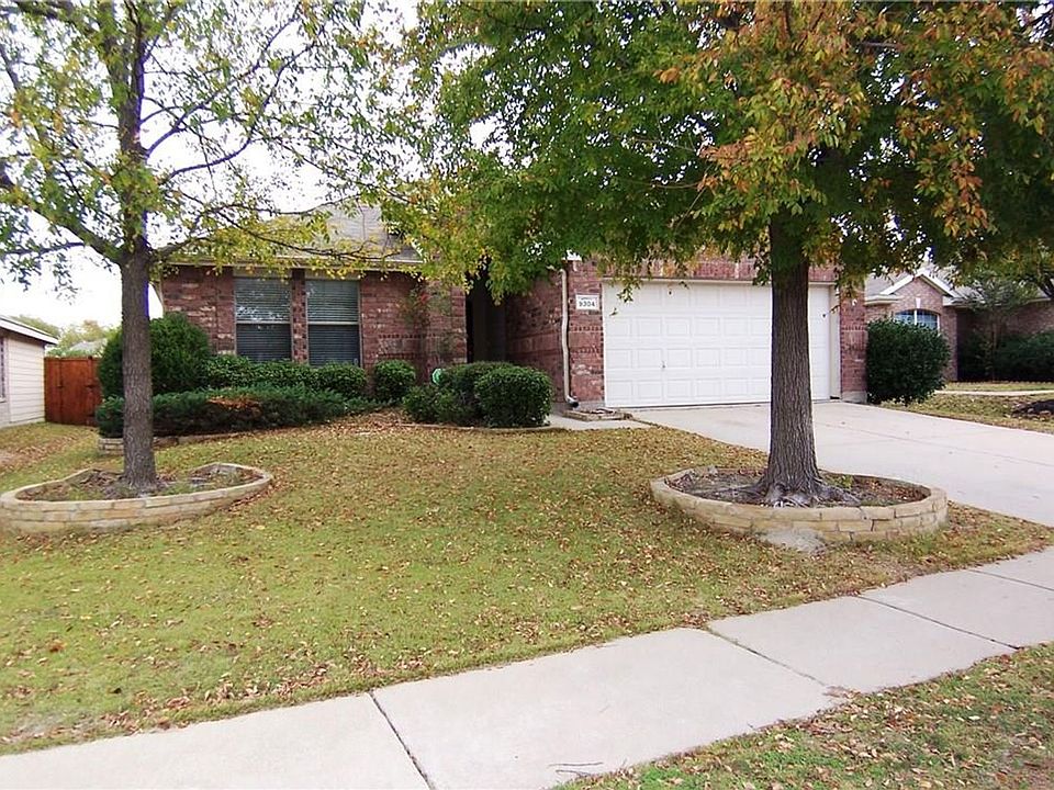 2nd image of 9304 Warren Dr