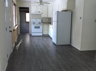 2 Cronk Pl, Hyde Park, NY 12538