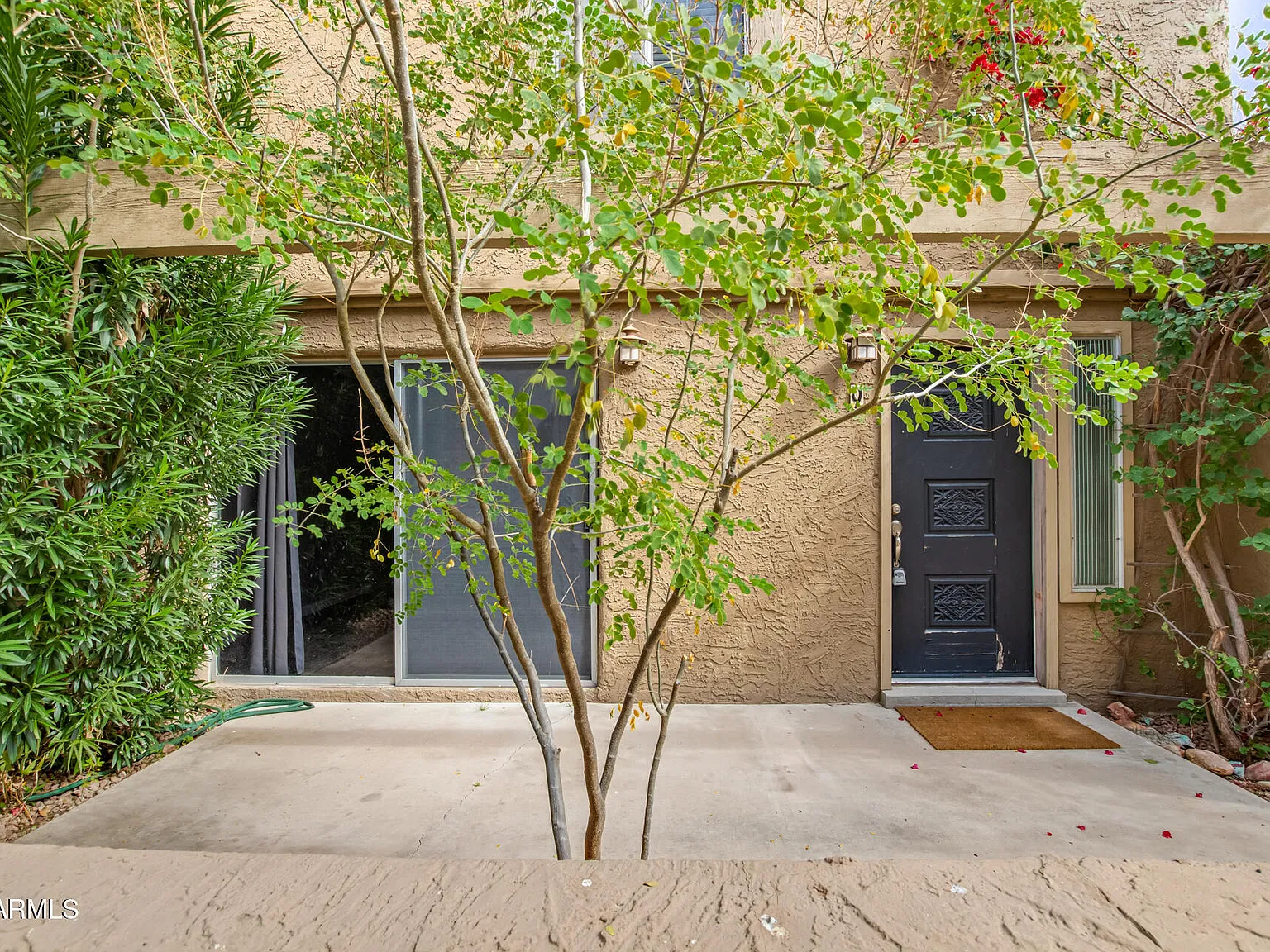 2 bed, 2.5 bath, 1426 sqft, $2,599 — Photo 3