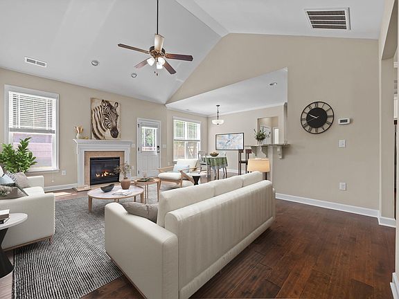 4th image of 111 Edmund Dr