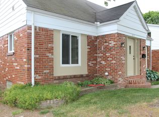 6113 Dixon Ave, Toledo, OH 43613