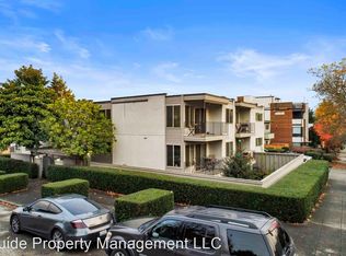 807 N 40th St #301, Seattle, WA 98103