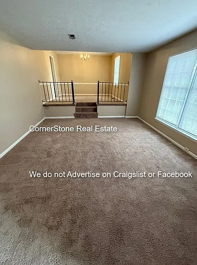 3 bed, 2.5 bath, 1856 sqft, $1,595 — Photo 4