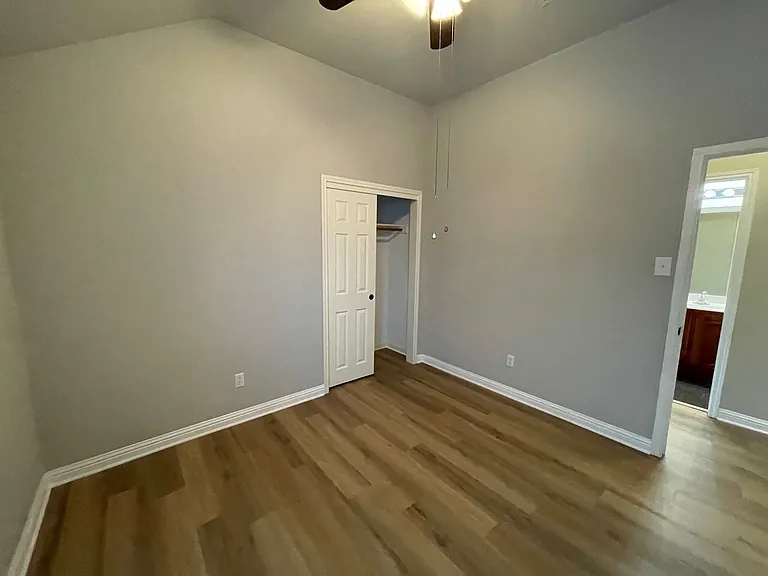 10025 Mount Rainier Dr — Photo 30