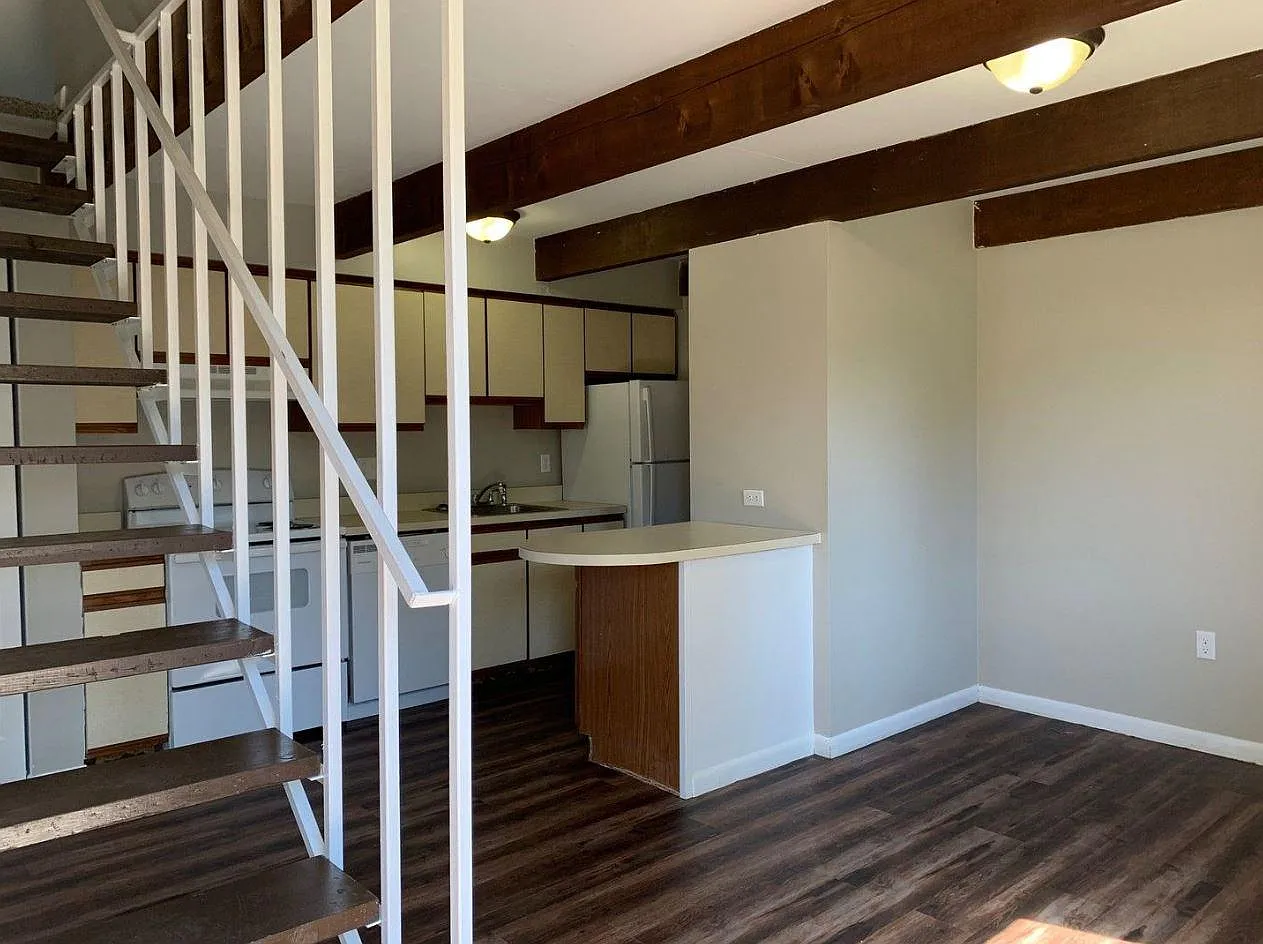The Extra Mile LLC — Photo 3