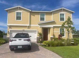 664 Veridian Cir NW, Palm Bay, FL 32907