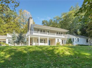 34 Gallows Hill Rd, Redding, CT 06896