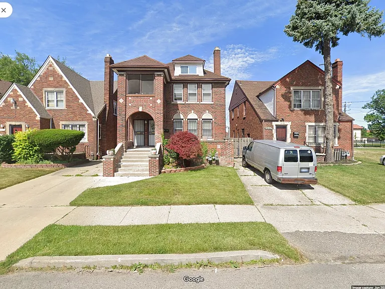 16243 Fairfield St #2 — Photo 3