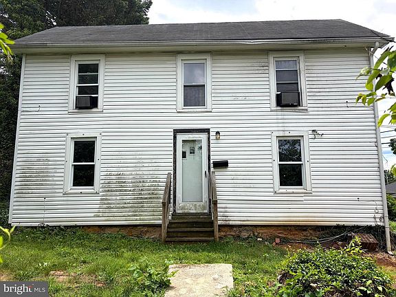 3rd image of 323 W Academy St