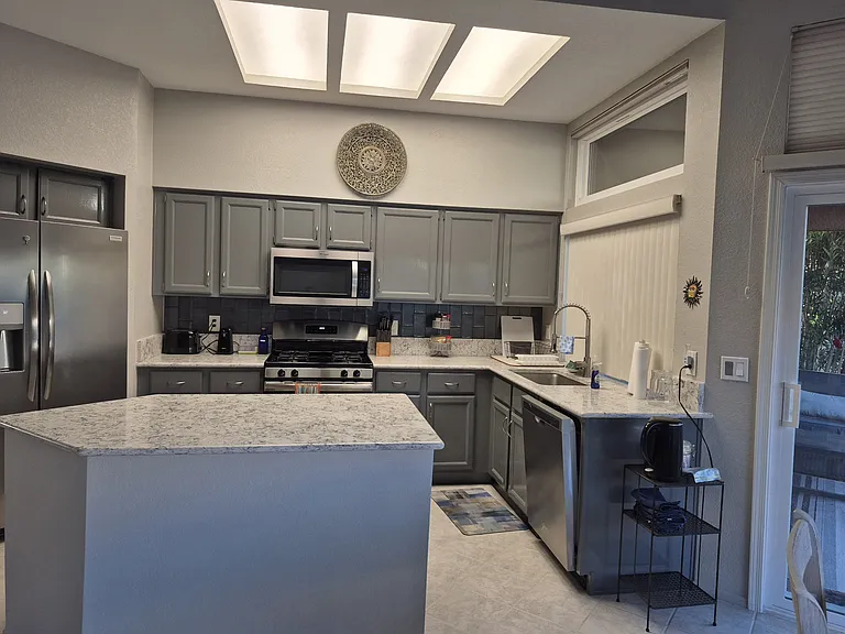 13973 N Trade Winds Way — Photo 3