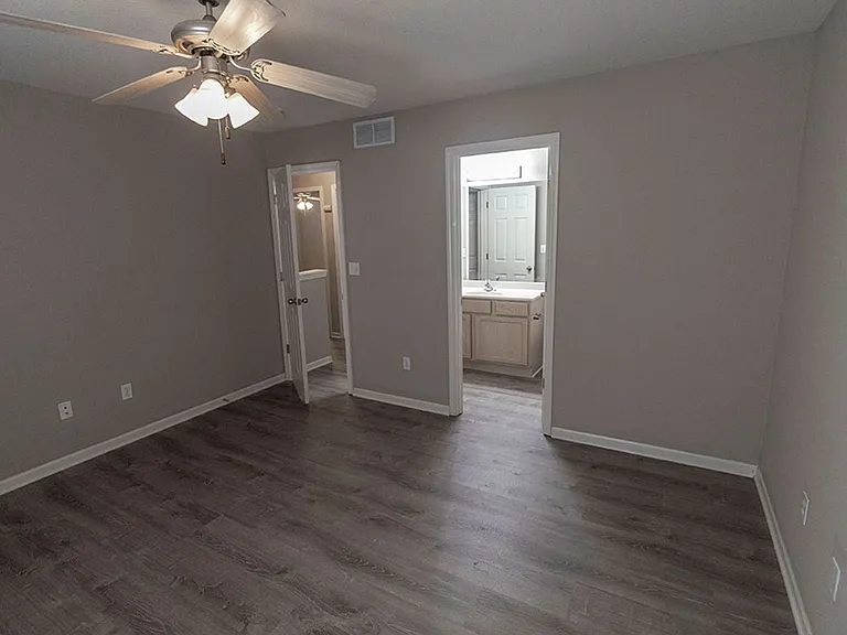 4001 Snowy Owl Dr — Photo 30