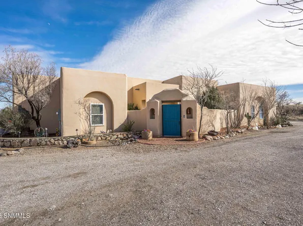 5944 Dusty Prints Rd, Las Cruces, NM 88007