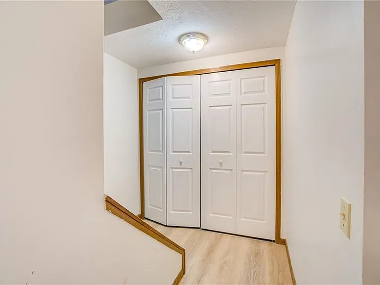 1420 Cedarwood Dr — Photo 5
