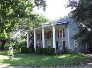 1100 W Bridge St, Granbury, TX 76048
