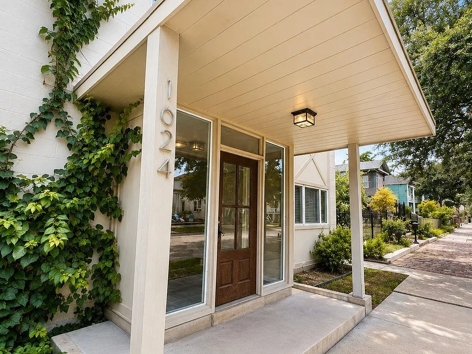 1624 Sealy #102