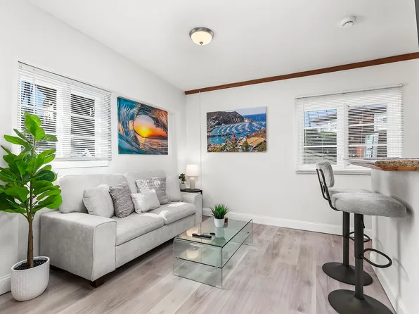 1311 Cave St #B, La Jolla, CA 92037