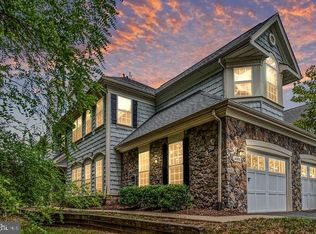 14000 Greendale Dr #1, Woodbridge, VA 22191