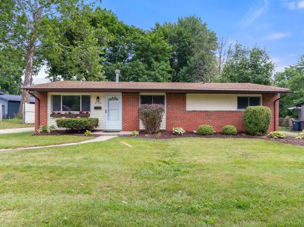 2729 Cumberland Ave, Ann Arbor, MI 48104