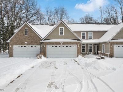 31993 Magnolia Ln, Avon Lake, OH, 44012