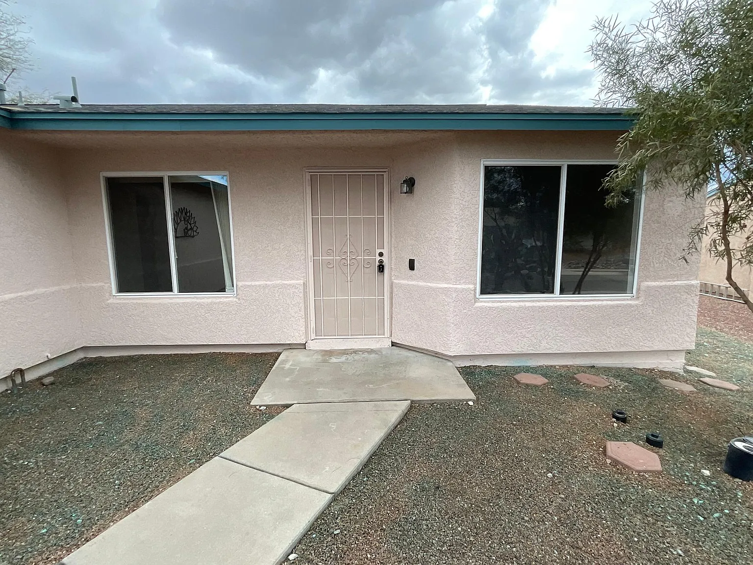 3 bed, 1604 sqft, $2,020 — Photo 3