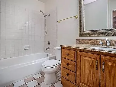 2808 E Avenue R12 — Photo 14