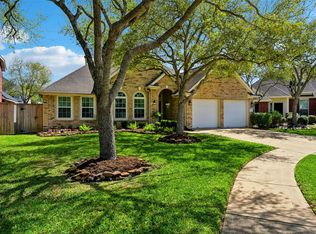 2206 Highstone Ct, League City, TX 77573