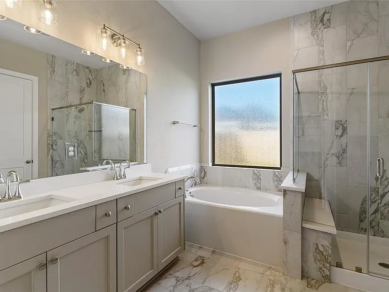 4207 Maple Glen Dr — Photo 25
