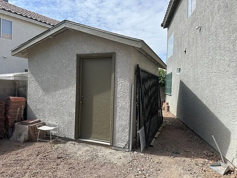 4160 Country Garden Ave — Photo 29