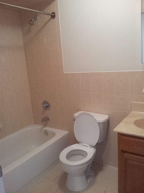 1st image of 9274 Holland Ave