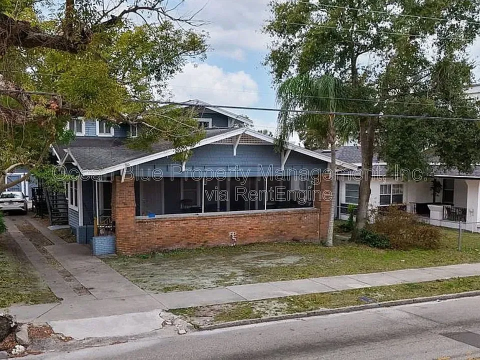 316 W Columbus Dr #B1