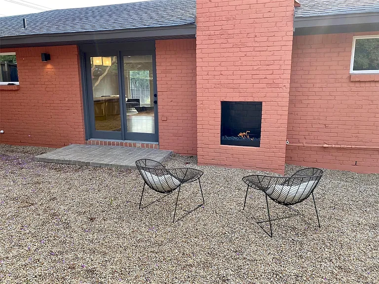10343 Marsh Ln — Photo 9