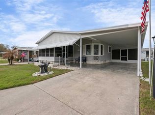 7039 Siesta St, Zephyrhills, FL 33541