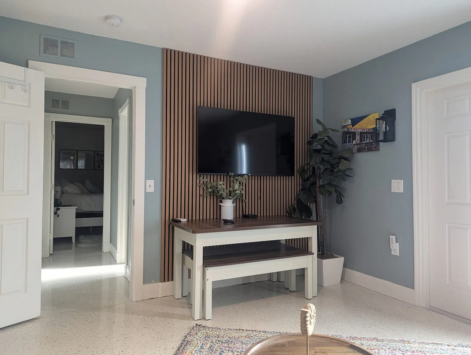 1 bed, 1.0 bath, 419 sqft, $2,370 — Photo 2