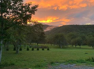 66 Welch Rd, Franklin, NC 28734