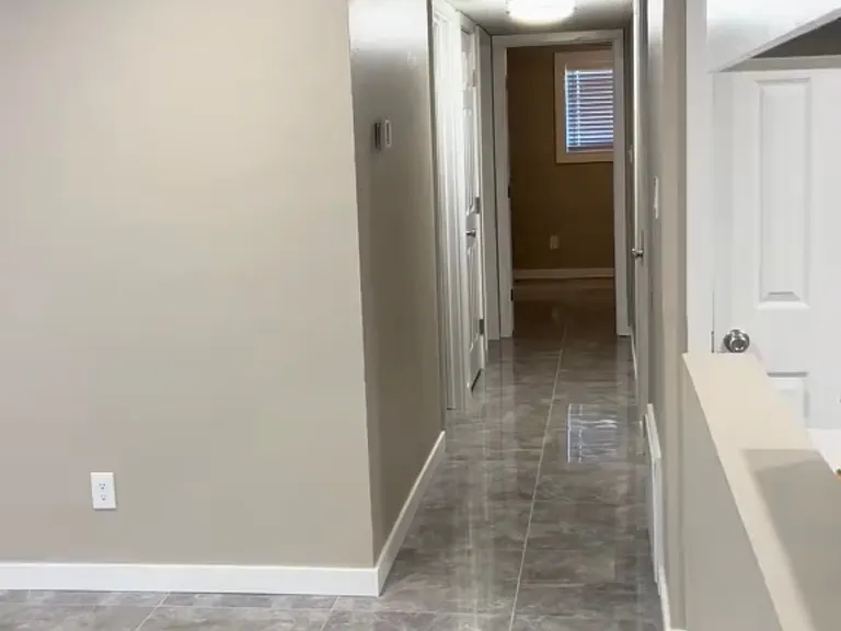 9100 Salmon Falls Dr — Photo 1