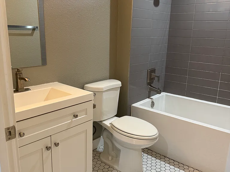 11040 Hesby St #201 — Photo 12