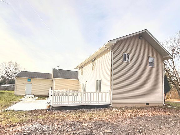 Outside - Back Patio/Deck