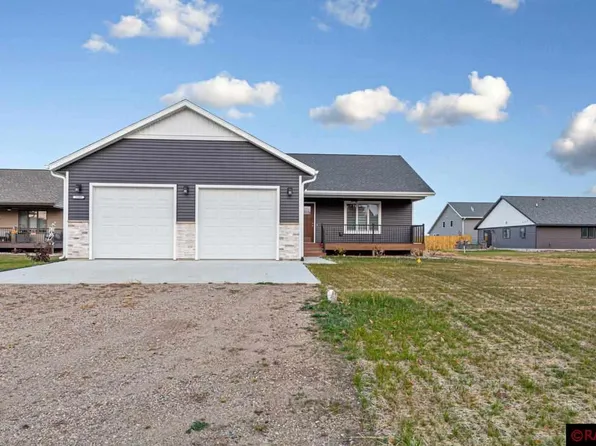 1109 Mack Ln, New Ulm, MN 56073