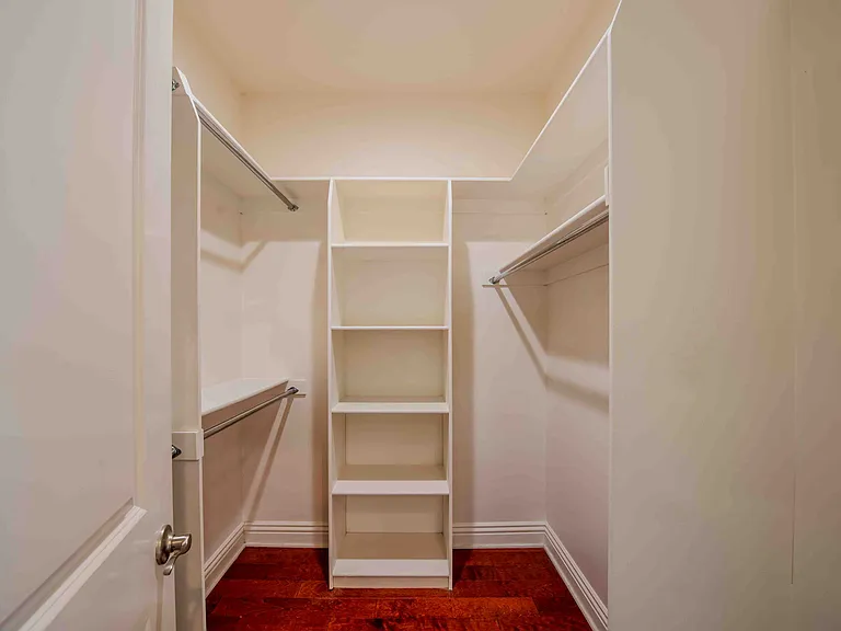 2460 Newport Blvd #G — Photo 11