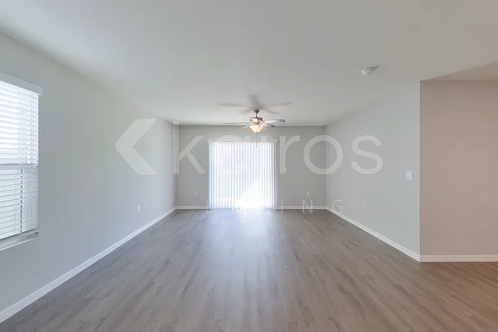 Building Photo - 8677 SW 44th Ct